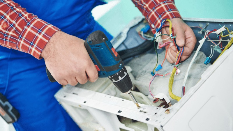 Kızılcahamam Franke Franke çamaşır makinesi kart tamiri – Su almama arızası orijinal parça ile giderildi. - Teknik servis örneği